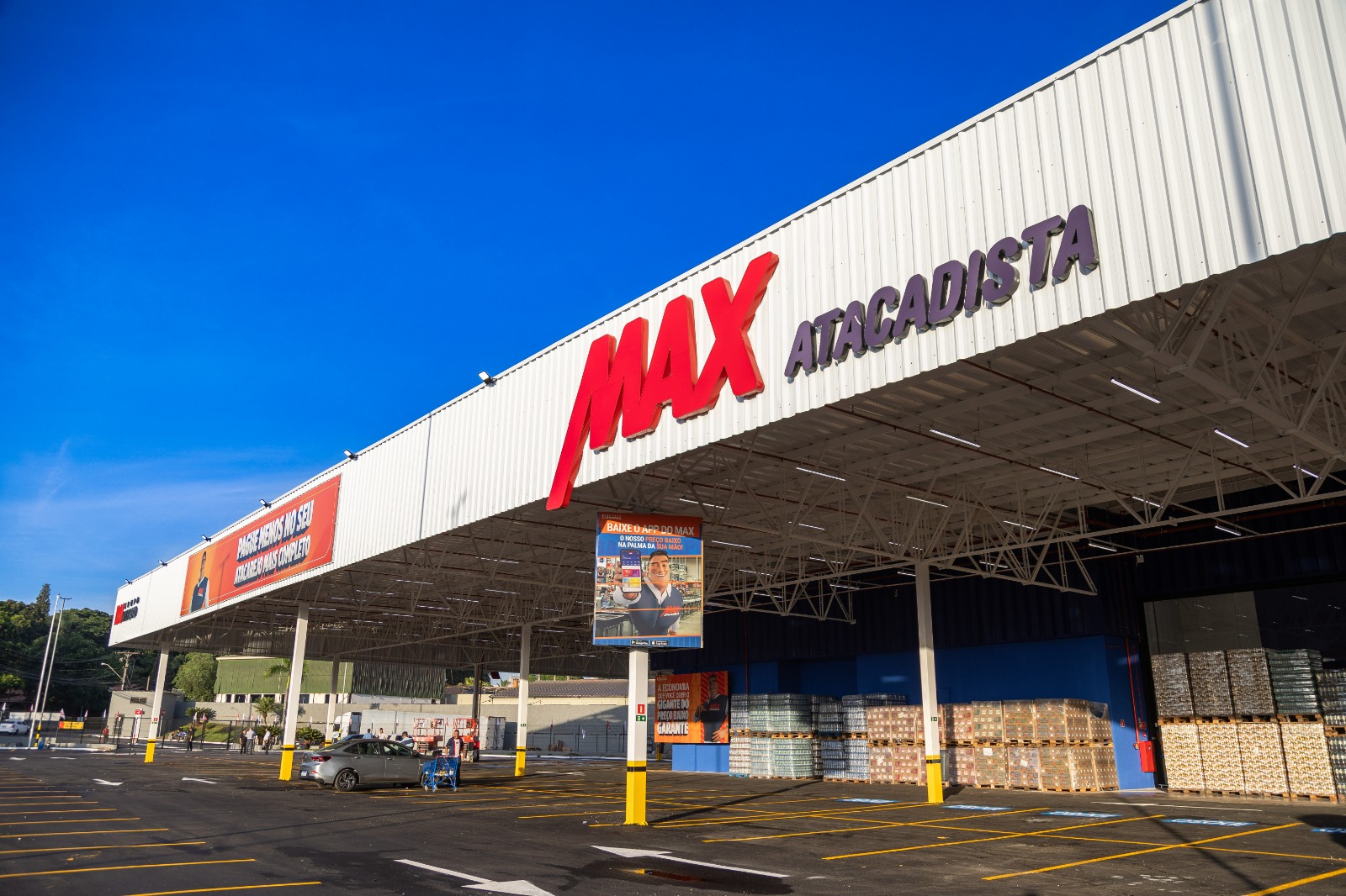 Max Atacadista - Grupo Muffato - Fachada