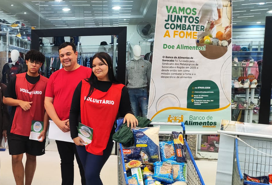 Ação social alimentos Coop supermercados