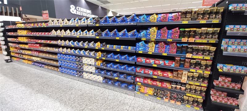 chocolates na gôndola