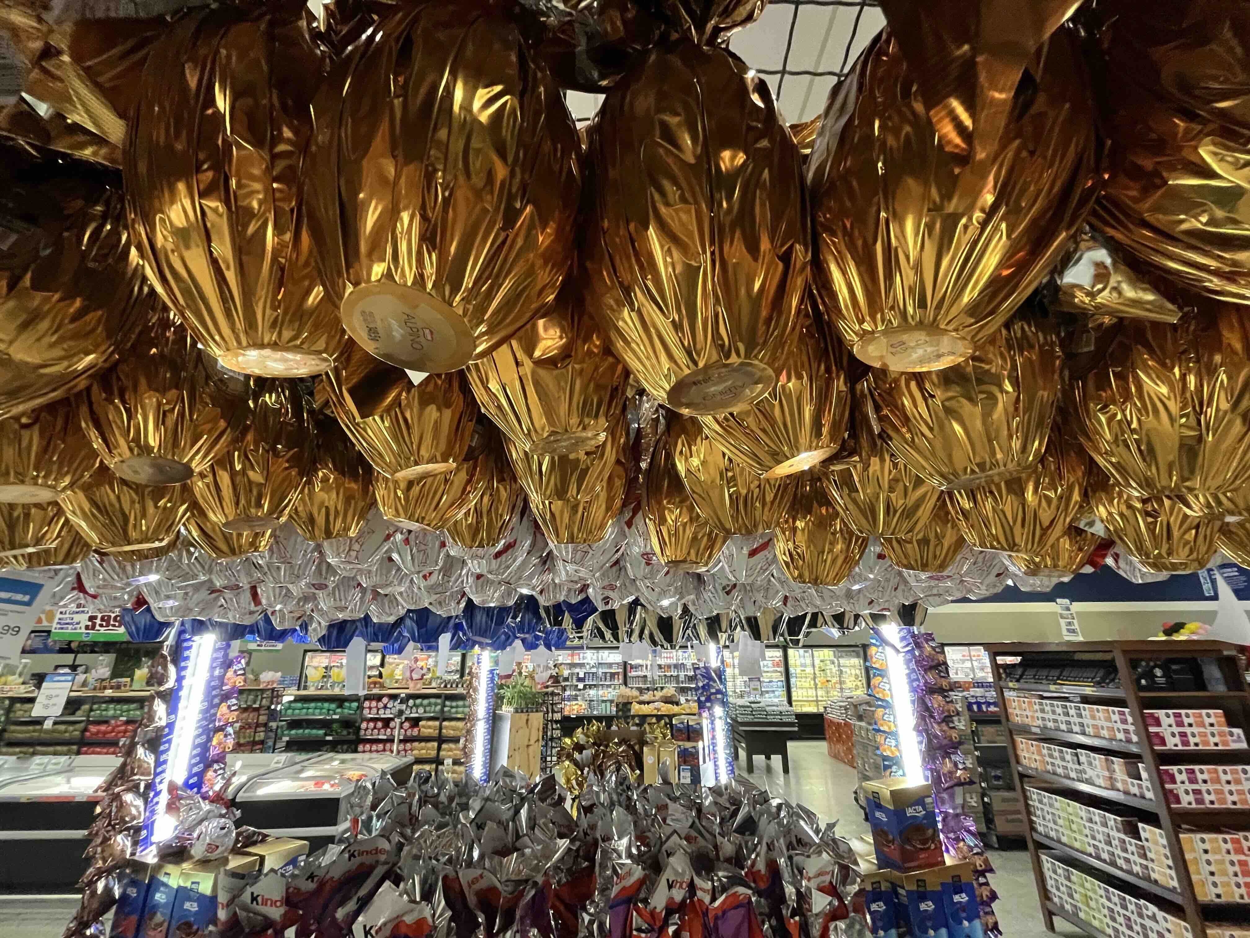 Gôndola de ovos da Páscoa do Prezunic