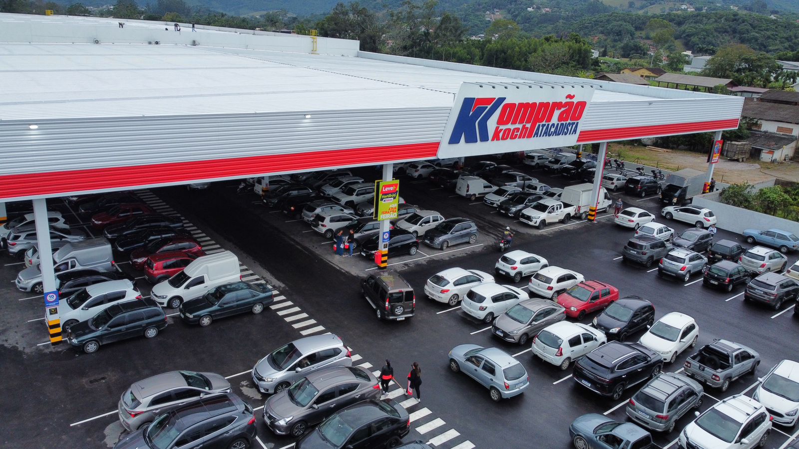 Grupo Koch inaugurou sua 82a loja em Santa Catarina