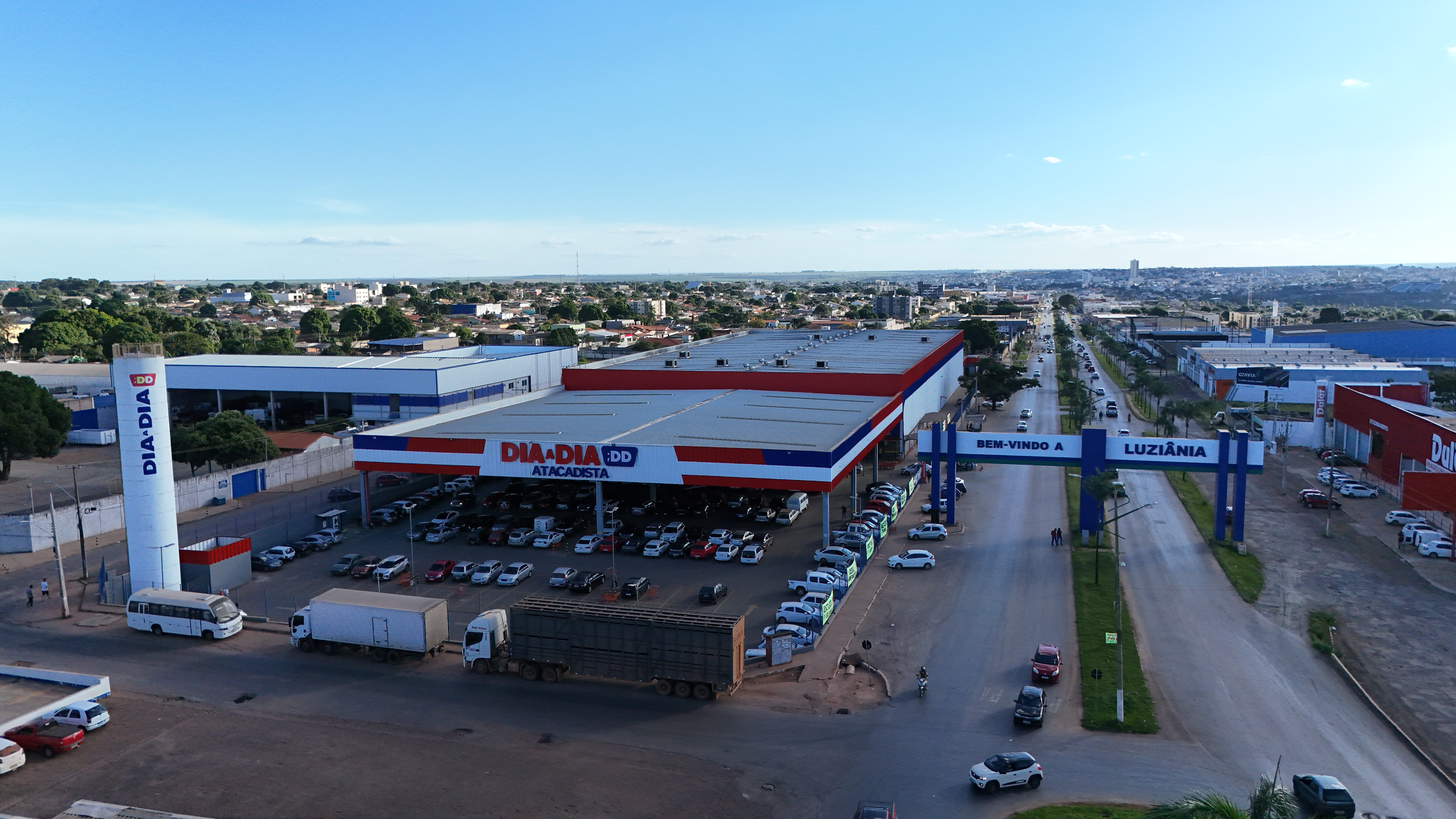 Varejista regional avança no Centro-Oeste com 2 inaugurações em Goiás