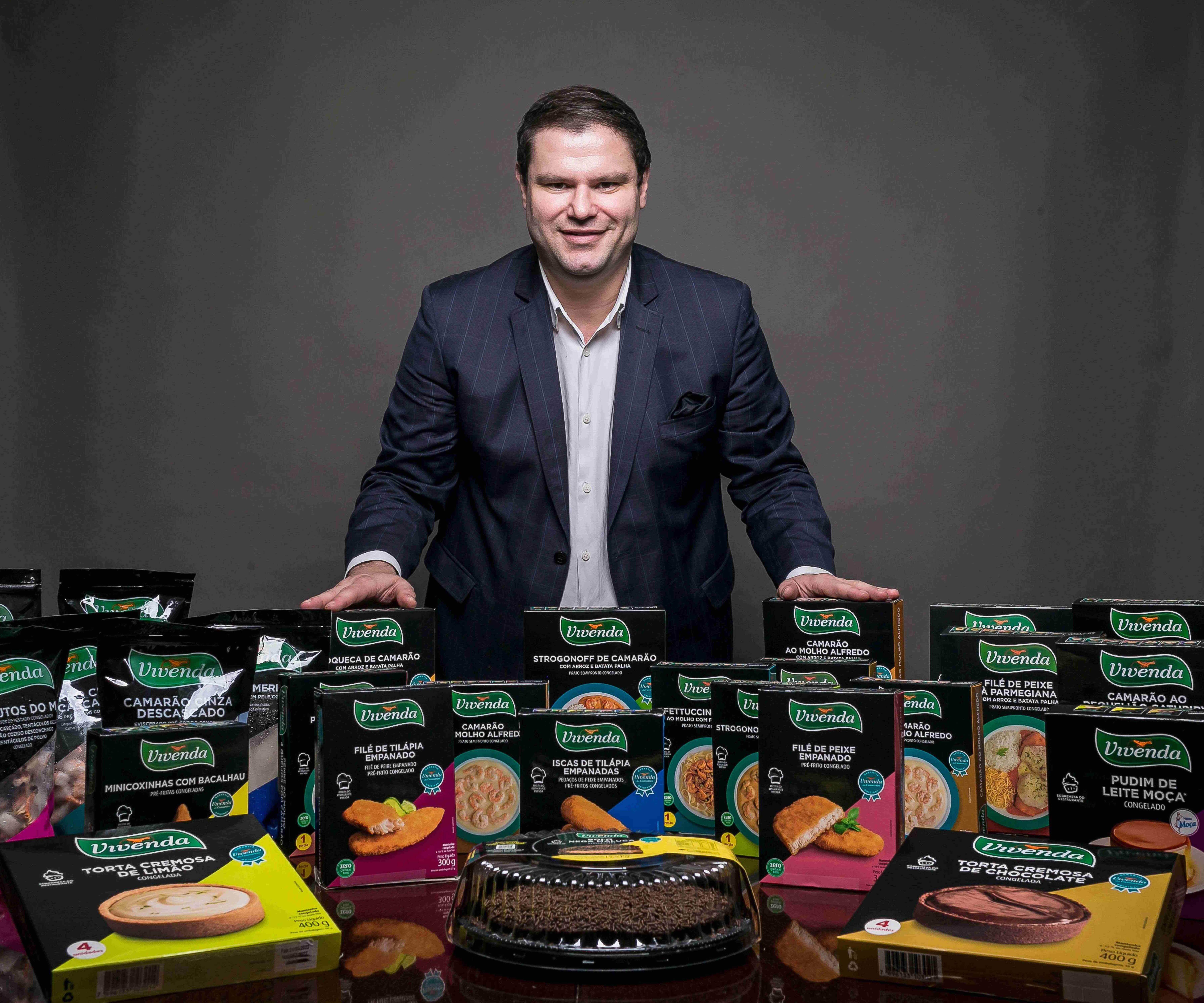 Domenico Molo Diretor Comercial da Vivenda do Camarão