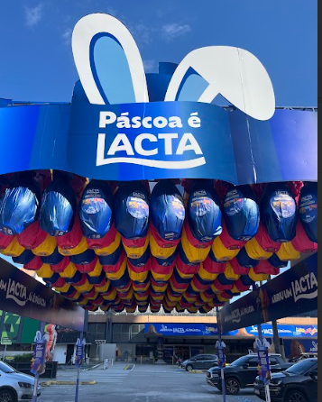 Ativação de Páscoa da Lacta no Pão de Açúcar