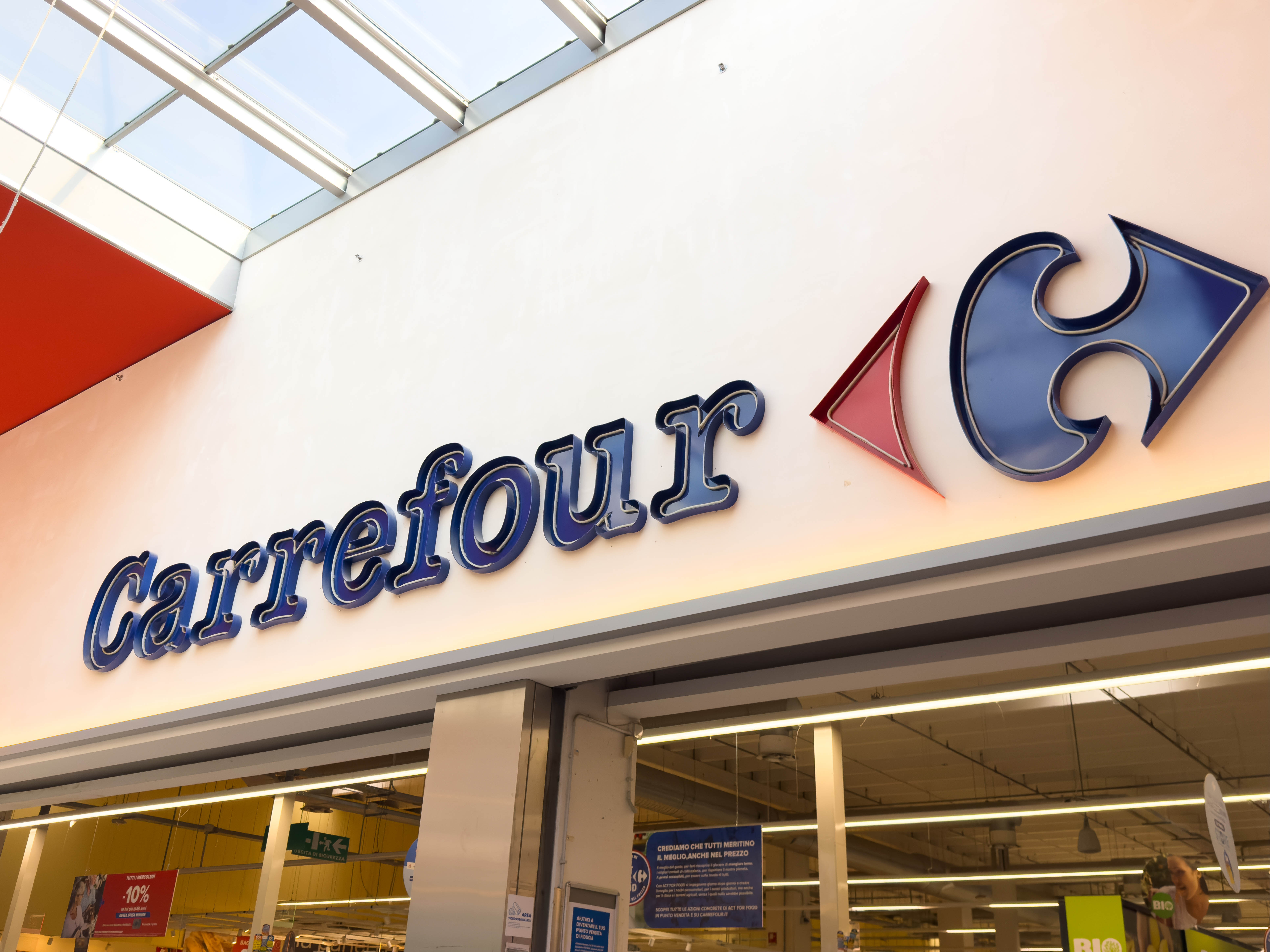 Adobe Stock - Carrefour