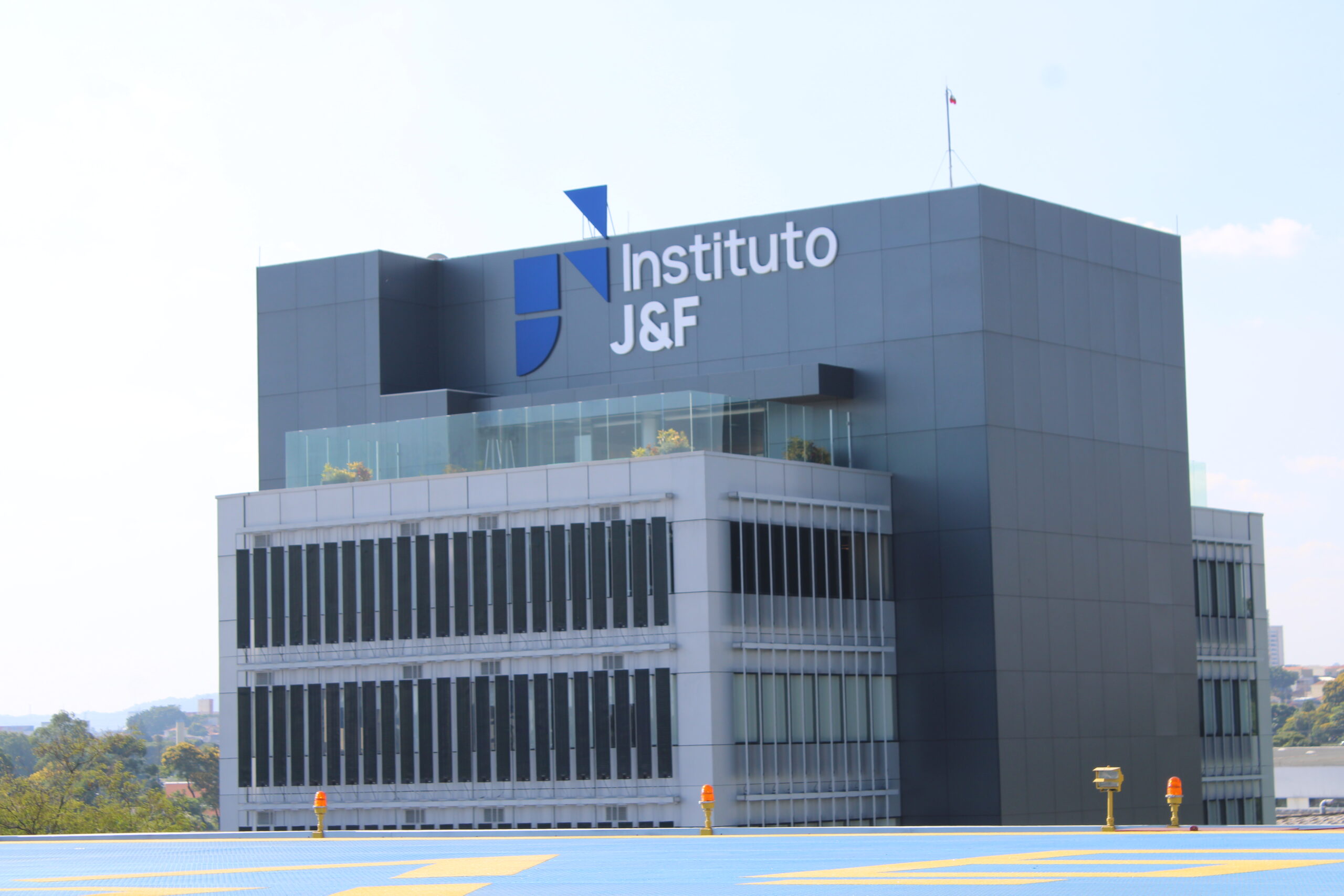 J&F