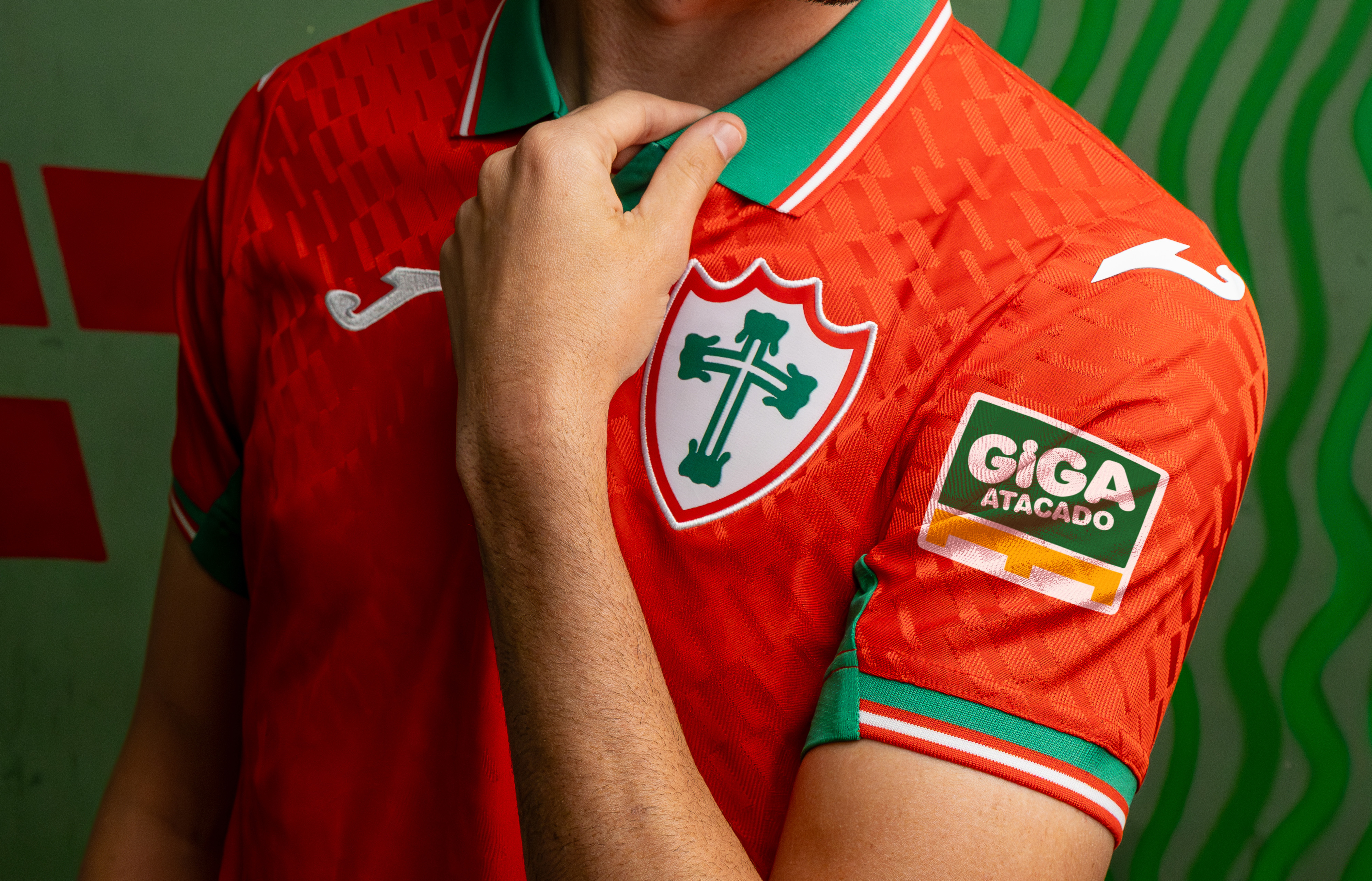 GIGA Atacado e Portuguesa