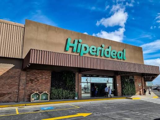 Hiperideal