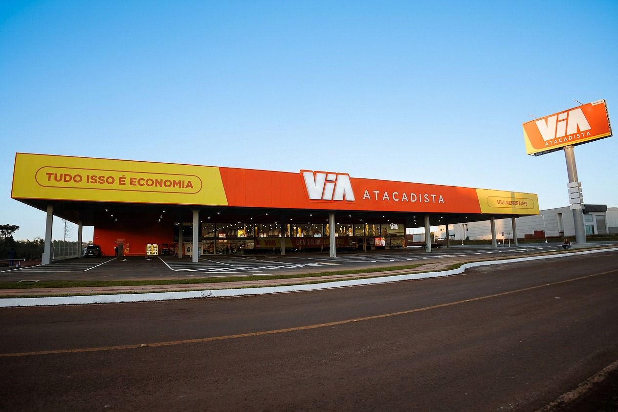 Fachada Unidade Via Atacadista em Pinhalzinho