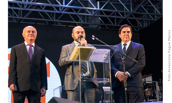 Os irmãos Santichio, proprietários do Pague Menos (da esquerda para direita): João, Laerte e Antonio