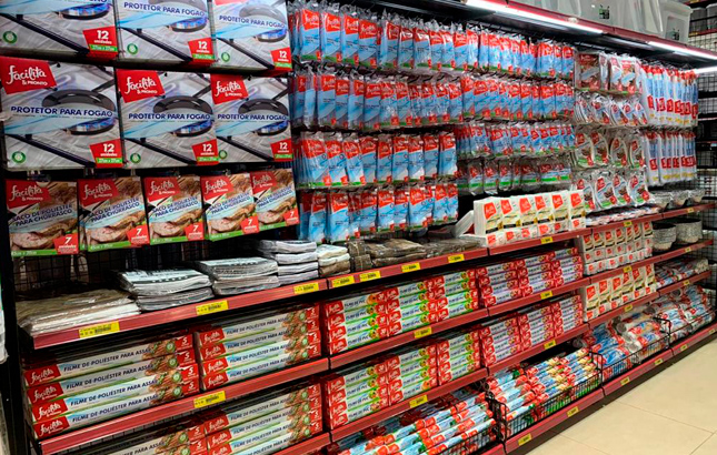 Gôndola bem sinalizada aumenta vendas de descartáveis