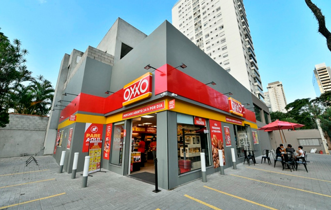 Oxxo amplia seus canais de atuação